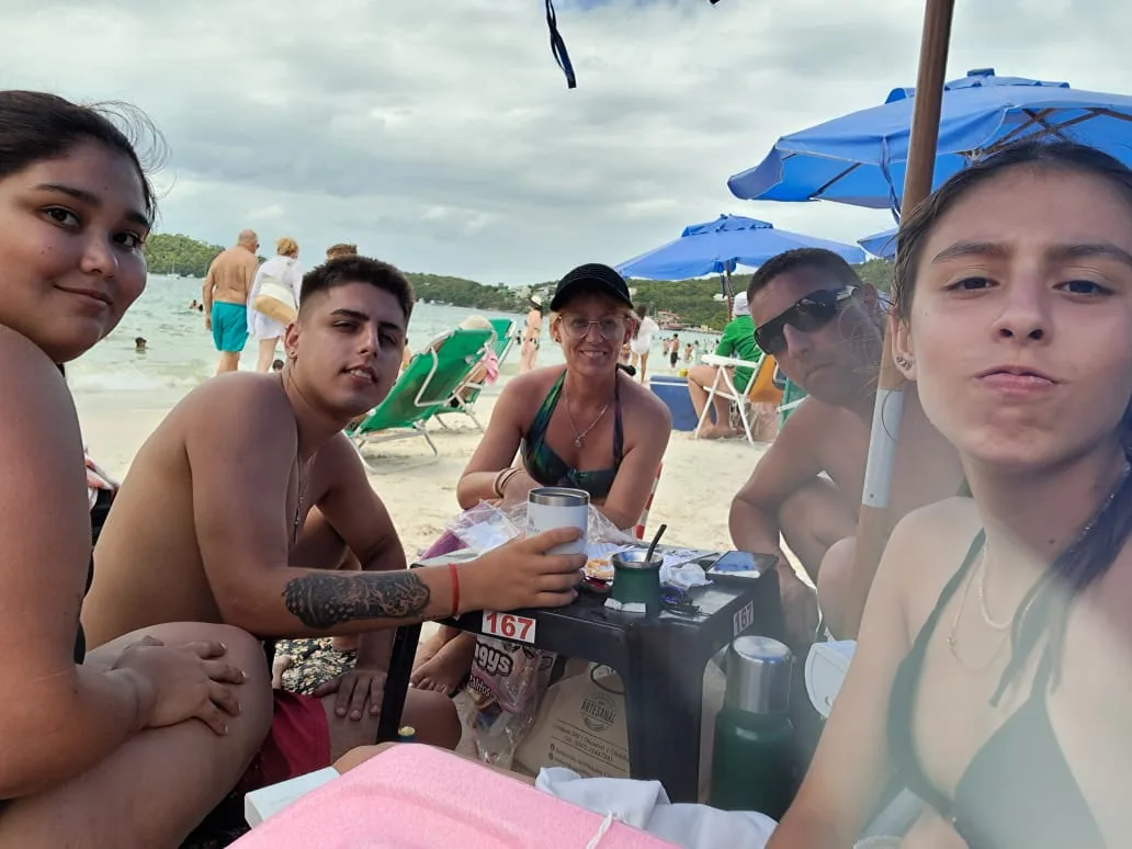 Viajero de A Explorar en destino